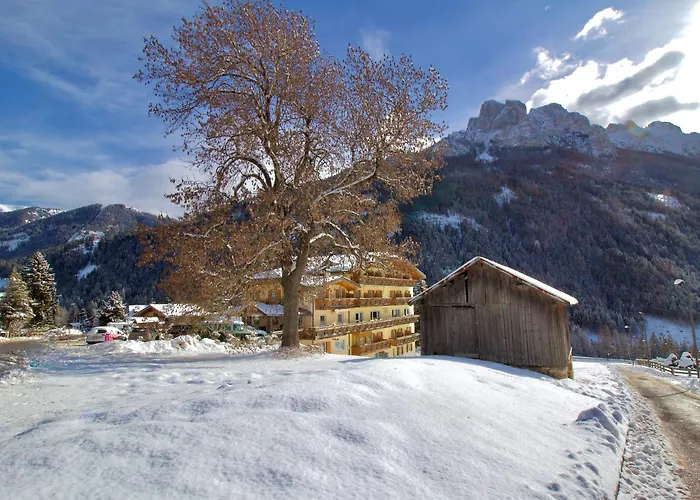 Al Piccolo Hotel Vigo di Fassa